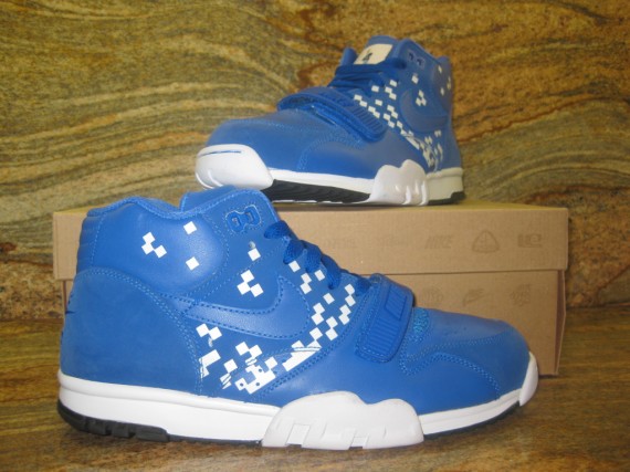 Nike Air Trainer 1 – Bo Jackson – Tecmo Bo – Sample