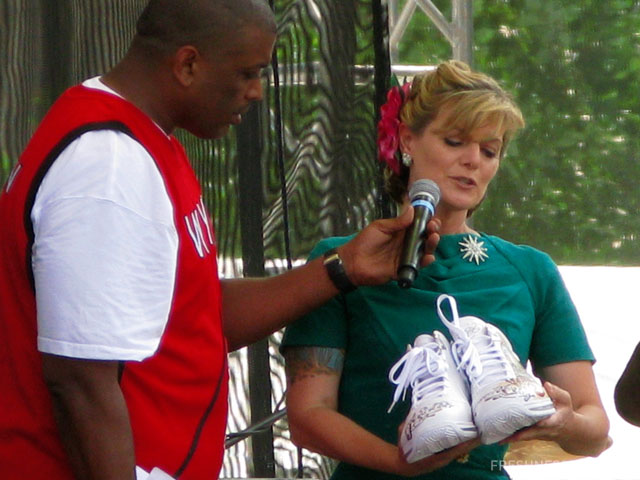 dc_lebron7_city_event_031
