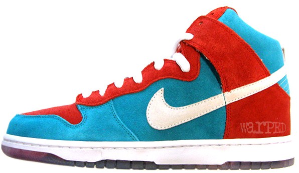 Nike SB Dunk High ‘Bloody Gums’