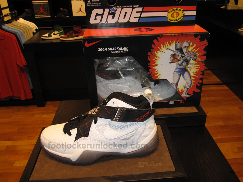 gi-joe-storm-shadow-sharkalaid-11