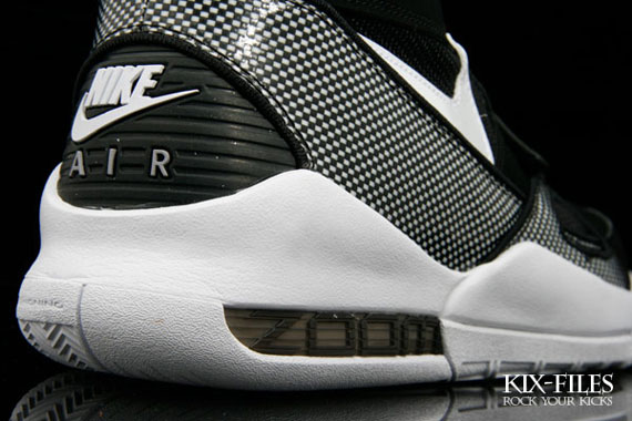 nike-alpholution-carbon-3