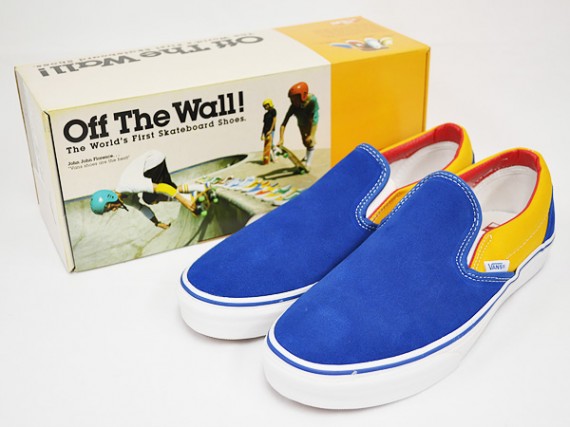 slip-on-gold-blue-570x427