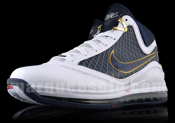 air-max-lebron-VI-white-navy-3