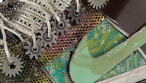 Gabriel Dishaw – Nike Dunk + Terminator Sculptures
