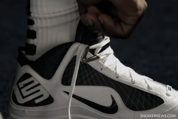 lebron-pro-combat-commercial-2