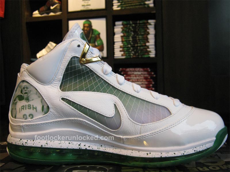 nike-lebron-air-max-vii-nyc2
