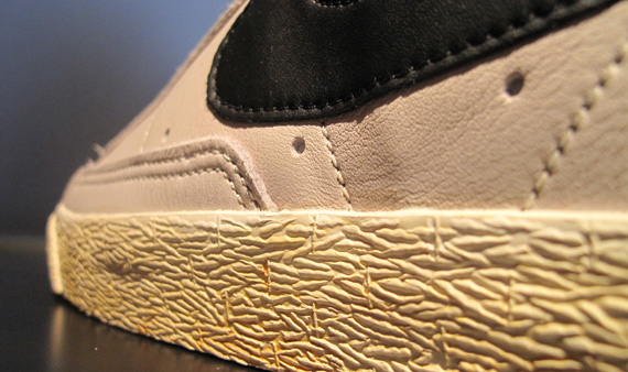 nike-vntg-blazers-04