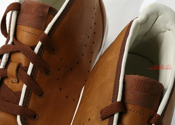 Nike Air Zoom Toki QS – Rustic – Sail