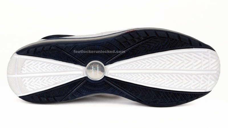 Air_Max_Lebron-VII_midnight_navy_16