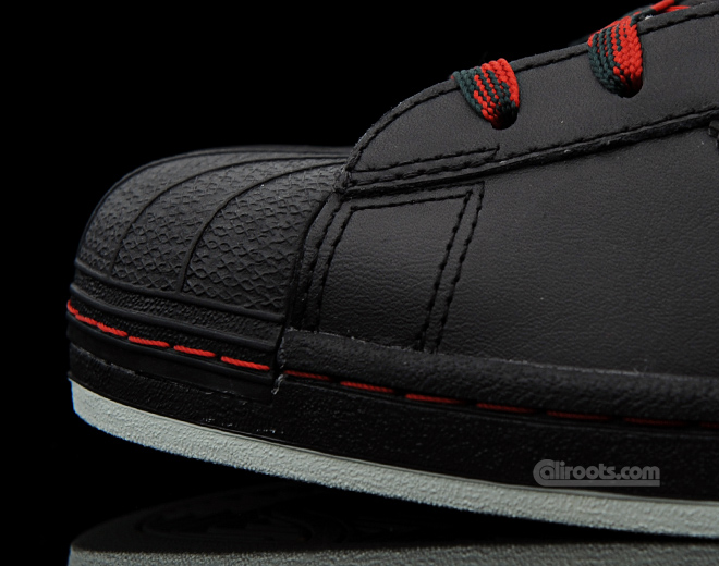 adidas-mark-gonzales-superstar-blk-red-02