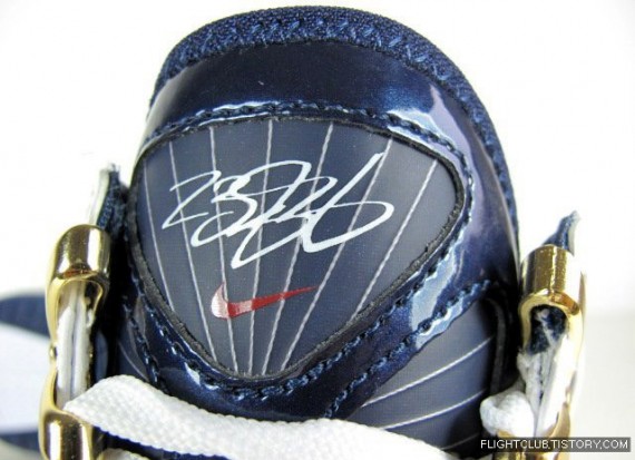 Nike Air Max LeBron VII - White - Midnight Navy - Varsity Red - New Images