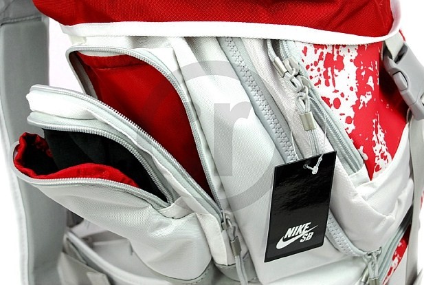 Nike SB Eugene Backpack - Blood Splatter