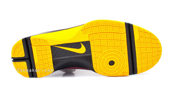 nike-hyperize-usc-red-black-yellow-05