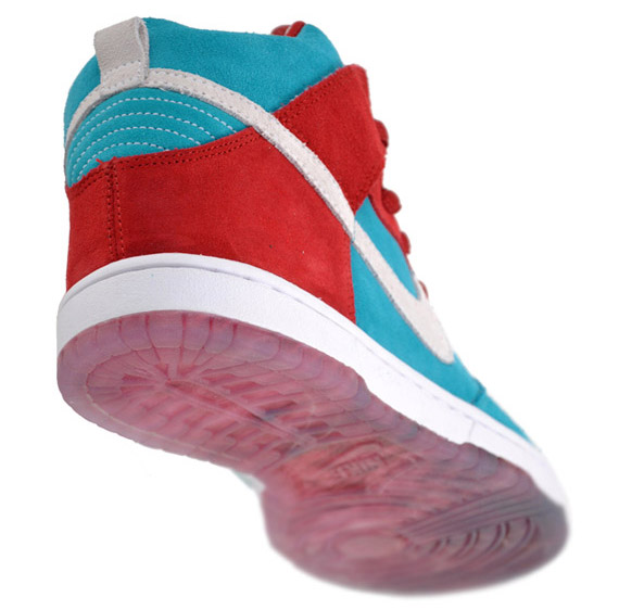nike-sb-dunk-high-bloody-gums-1