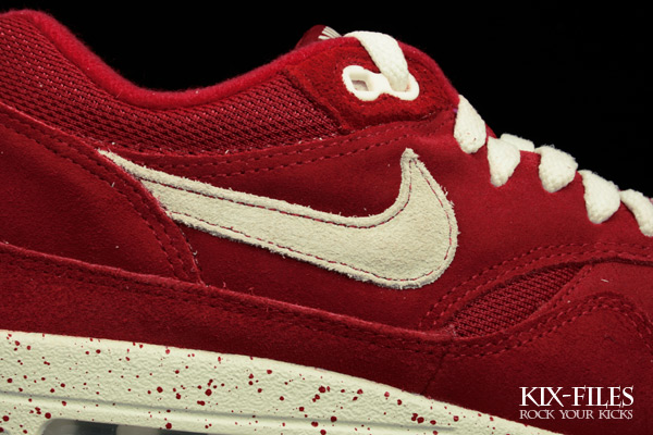 nike-wmns-air-max-1-suede-beet-3
