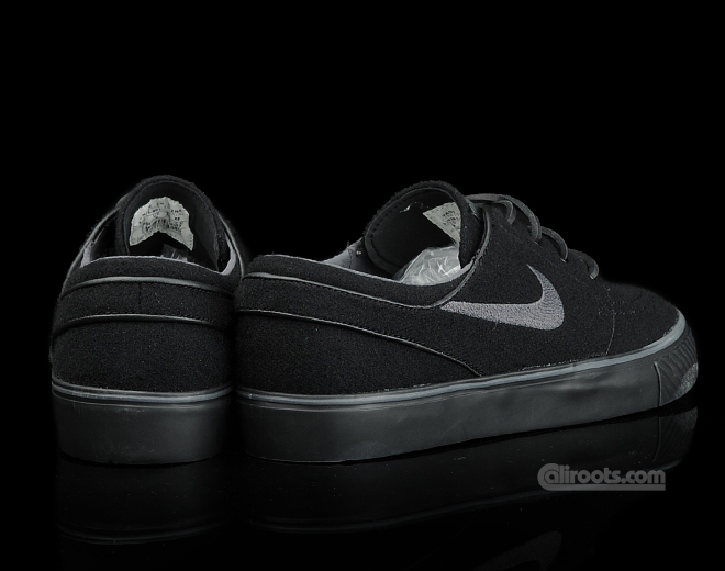 Nike SB Stefan Janoski - Wool - Triple Black