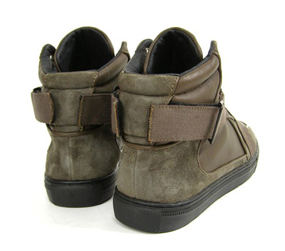 AG-raiders-GTS-boots-3