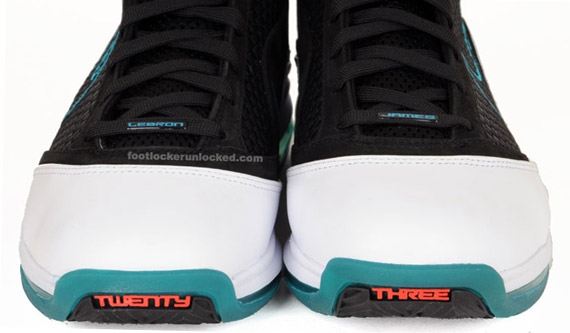 Nike Air Max LeBron VII NFW – Red Carpet – Restock On The Way