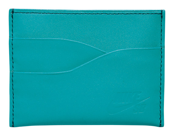NikeSBFrontWallet