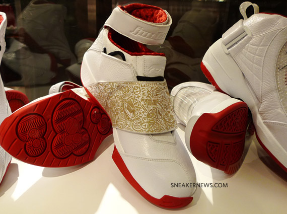 air-jordan-history-of-flight-white-red-40