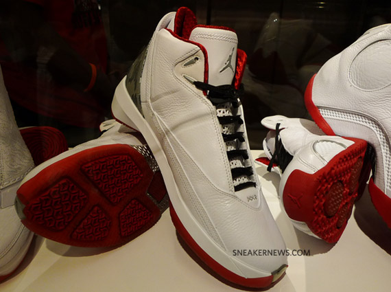 air-jordan-history-of-flight-white-red-42