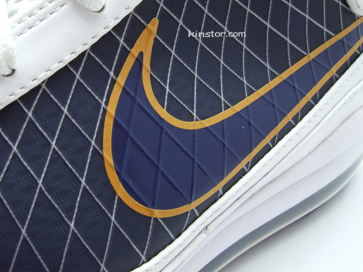 nike-lebron-7-midnight-navy-13