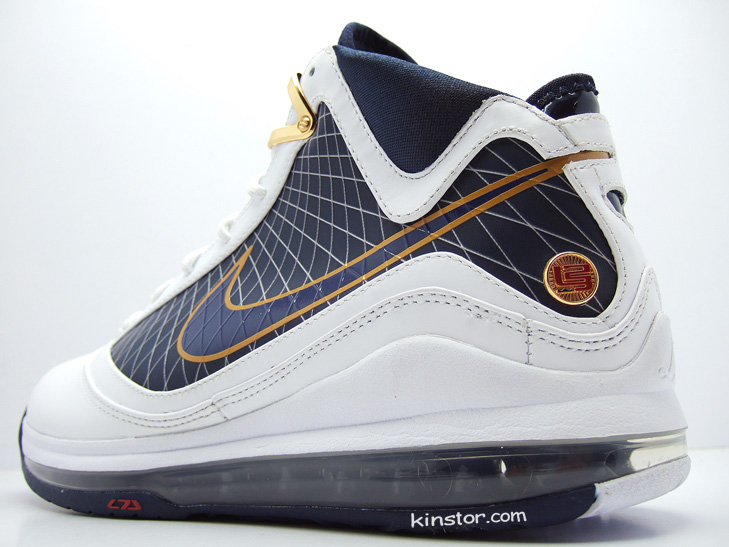 nike-lebron-7-midnight-navy-18