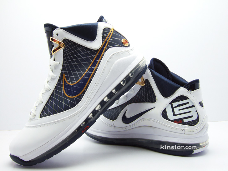 nike-lebron-7-midnight-navy-19