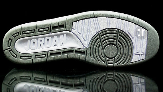 air-jordan-2-white-3m-silver-00