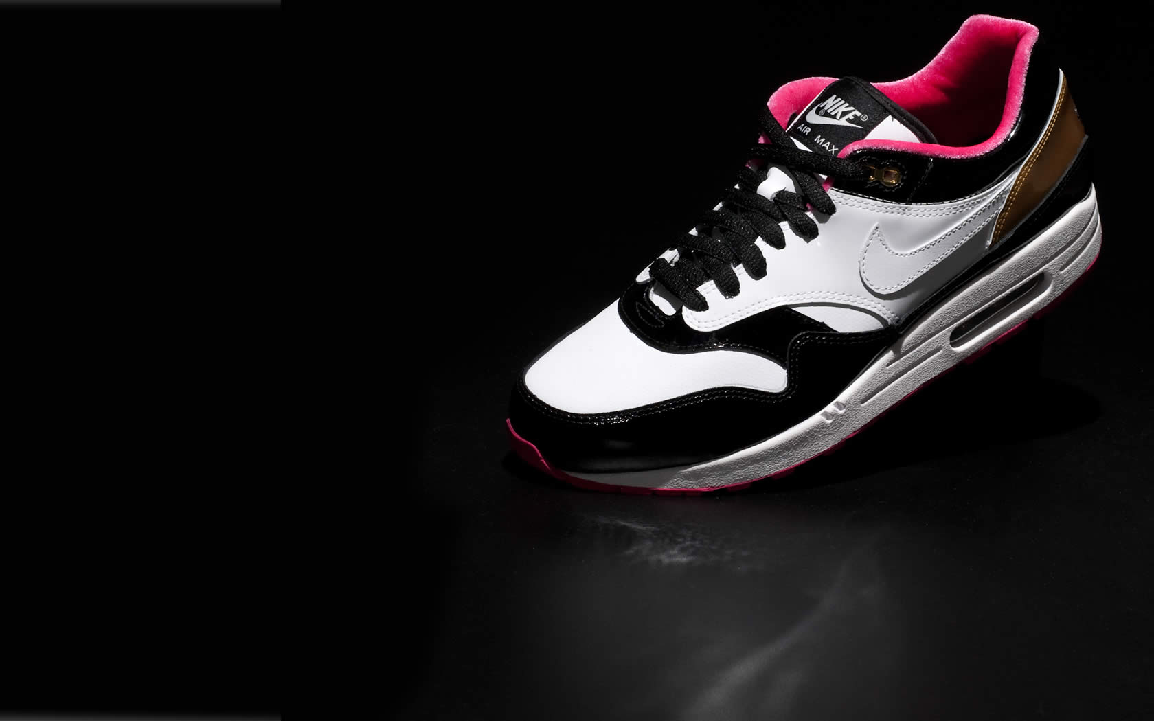 wallpaper_nike_air_max_1_ph_2