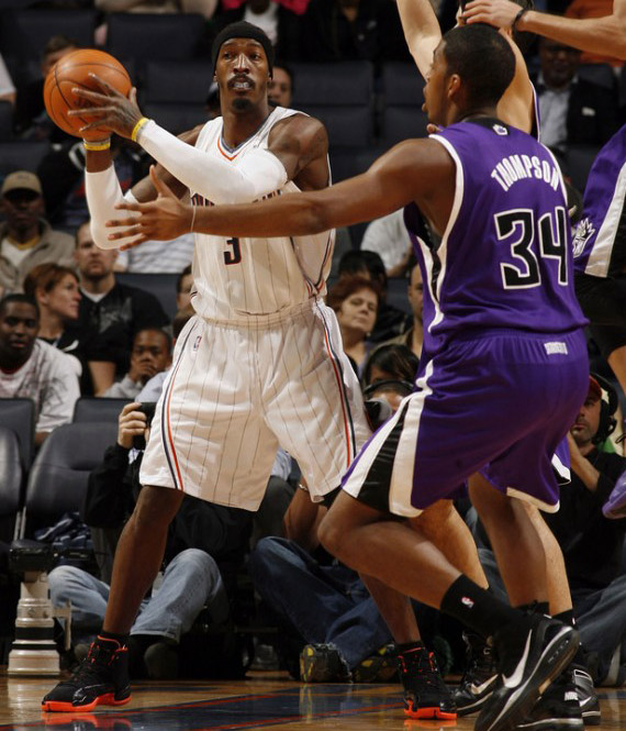 NBA Feet: Bobcats vs. Hawks – Air Jordan PE Face-Off