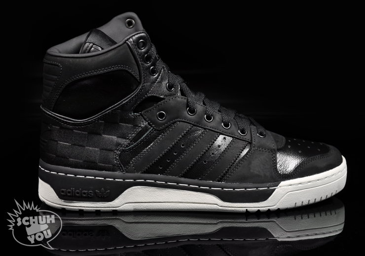 Adidas-Conductor-Black-Black-01