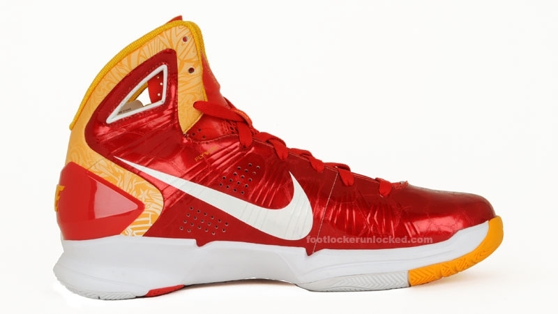 Hyperdunk_2010_comet_red__3_