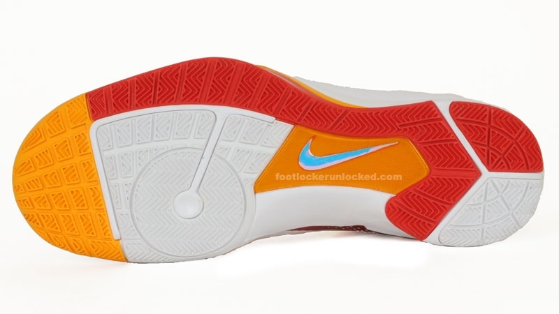 Hyperdunk_2010_comet_red__6_