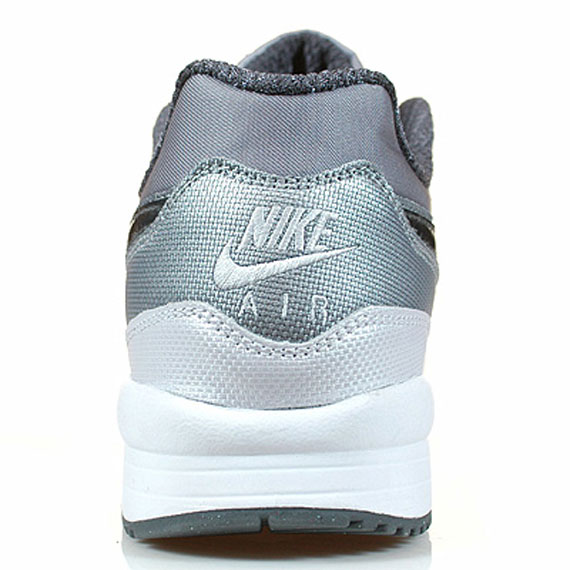 nike-air-max-light-silver-02