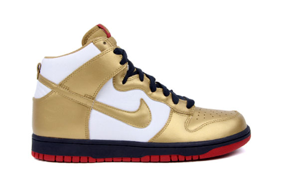 nike-dunk-high-february-2010-8