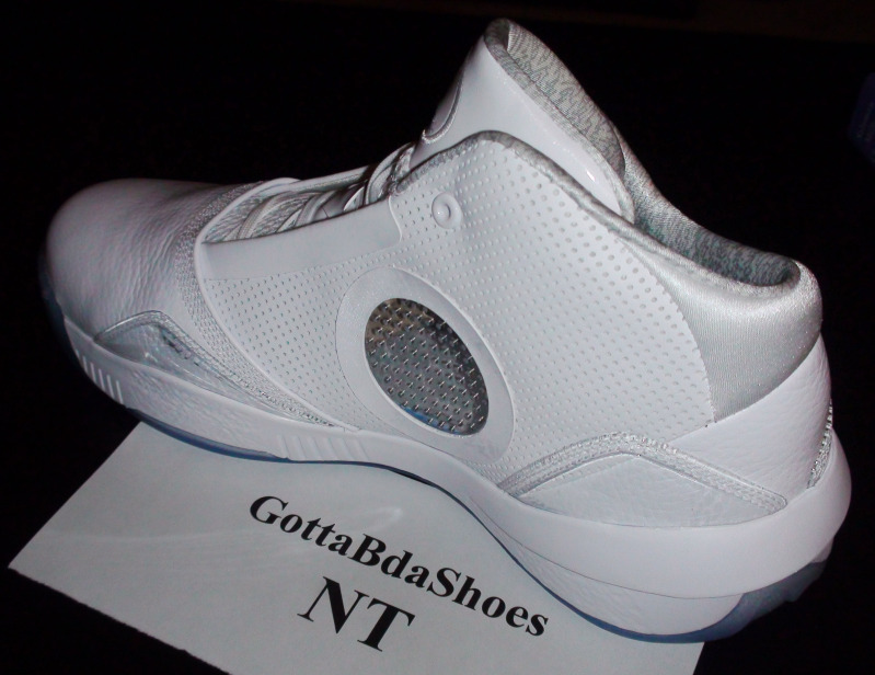 Air-Jordan-2010-White-Metalic-Silver-4
