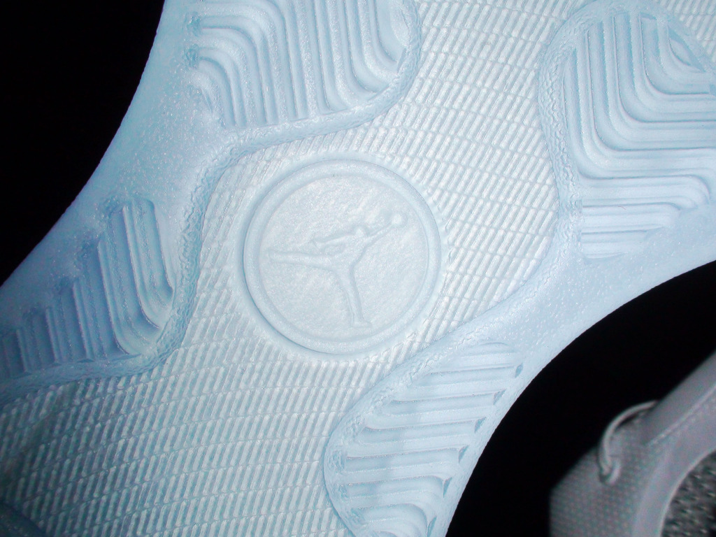 Air-Jordan-2010-White-Metalic-Silver-6