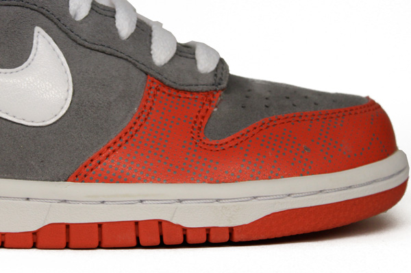 Nike WMNS Dunk High – Grey – Challenge Red