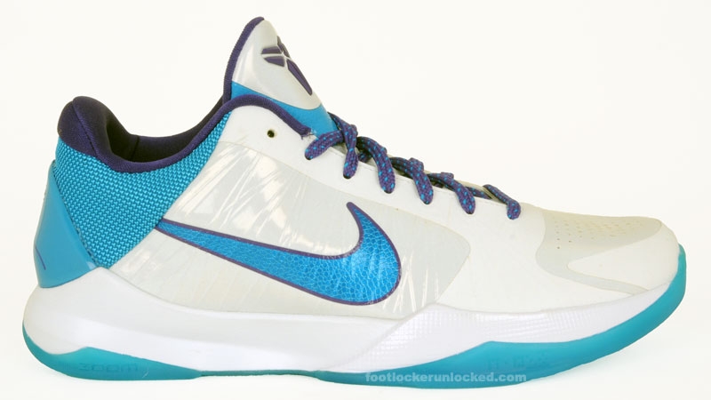 Zoom_Kobe_V_Draft_Day_hornets_whiteorion_bluevpurpleblack