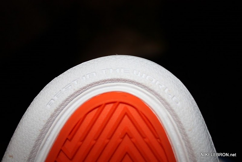 nike-air-max-lebron-7-low-gr-white-royal-orange-3-05