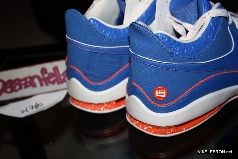 nike-air-max-lebron-7-low-gr-white-royal-orange-3-07