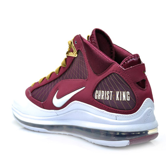 nike-air-max-lebron-james-vii-7-ctk-christ-the-king-04