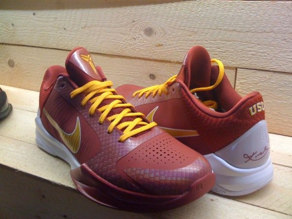 nike-zoom-kobe-v-usc-3