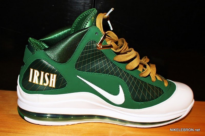 nike-air-max-lebron-7-pe-svsm-away-2-05
