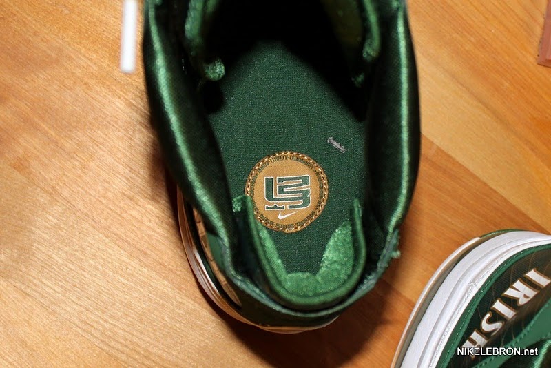 nike-air-max-lebron-7-pe-svsm-away-2-08