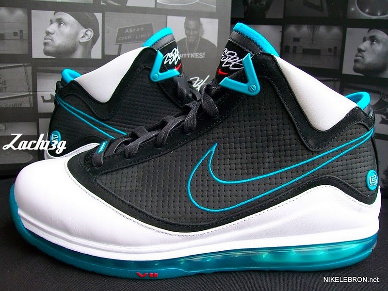 nike-air-max-lebron-7-ss-red-carpet-1-02