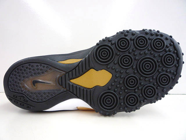 Nike Zoom Uptempo V Black Gold 03