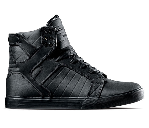 Supra Black Satin Skytop