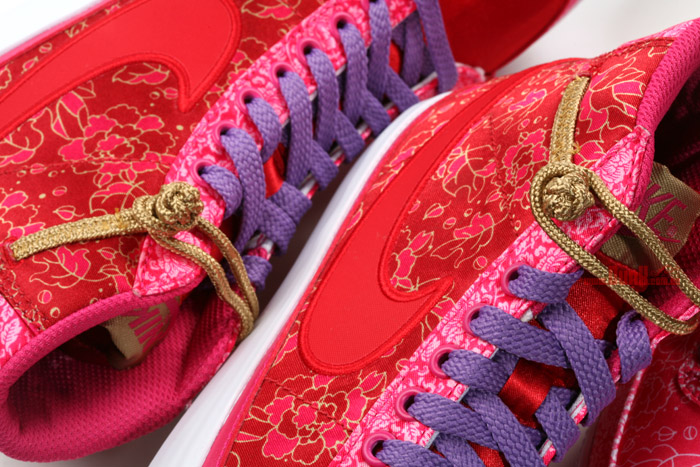 Nike Wmns Qi Pao Pack 5